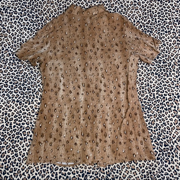 Vintage Shirt Animal Print Dress Barn Short Sleeved Collared Button Down Top Tan - Picture 3 of 4
